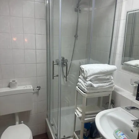 Sabrina London Look Apartamento