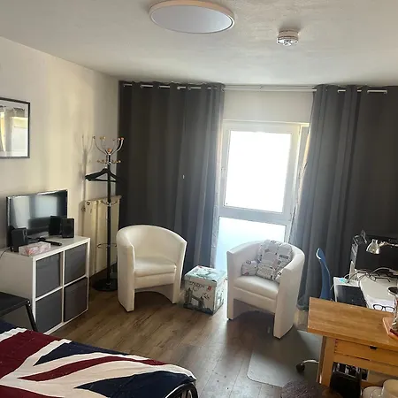 Sabrina London Look 카이저슬라우테른