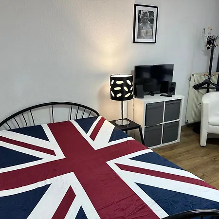 Sabrina London Look Apartmán